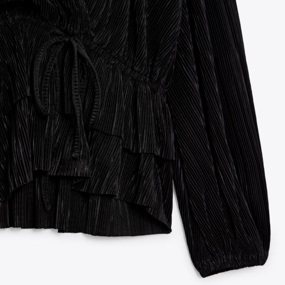 Zara Black Pleated Top - Picture 10 of 10
